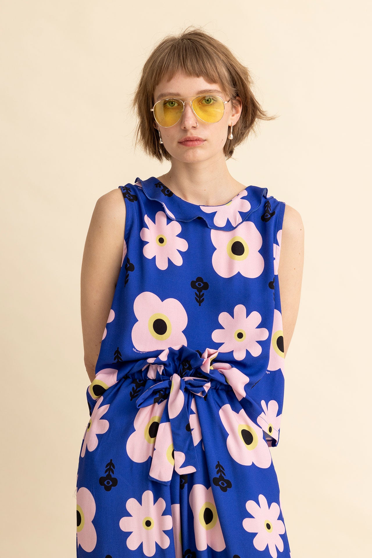 TOP BELLA- FLORAL CREATURES
