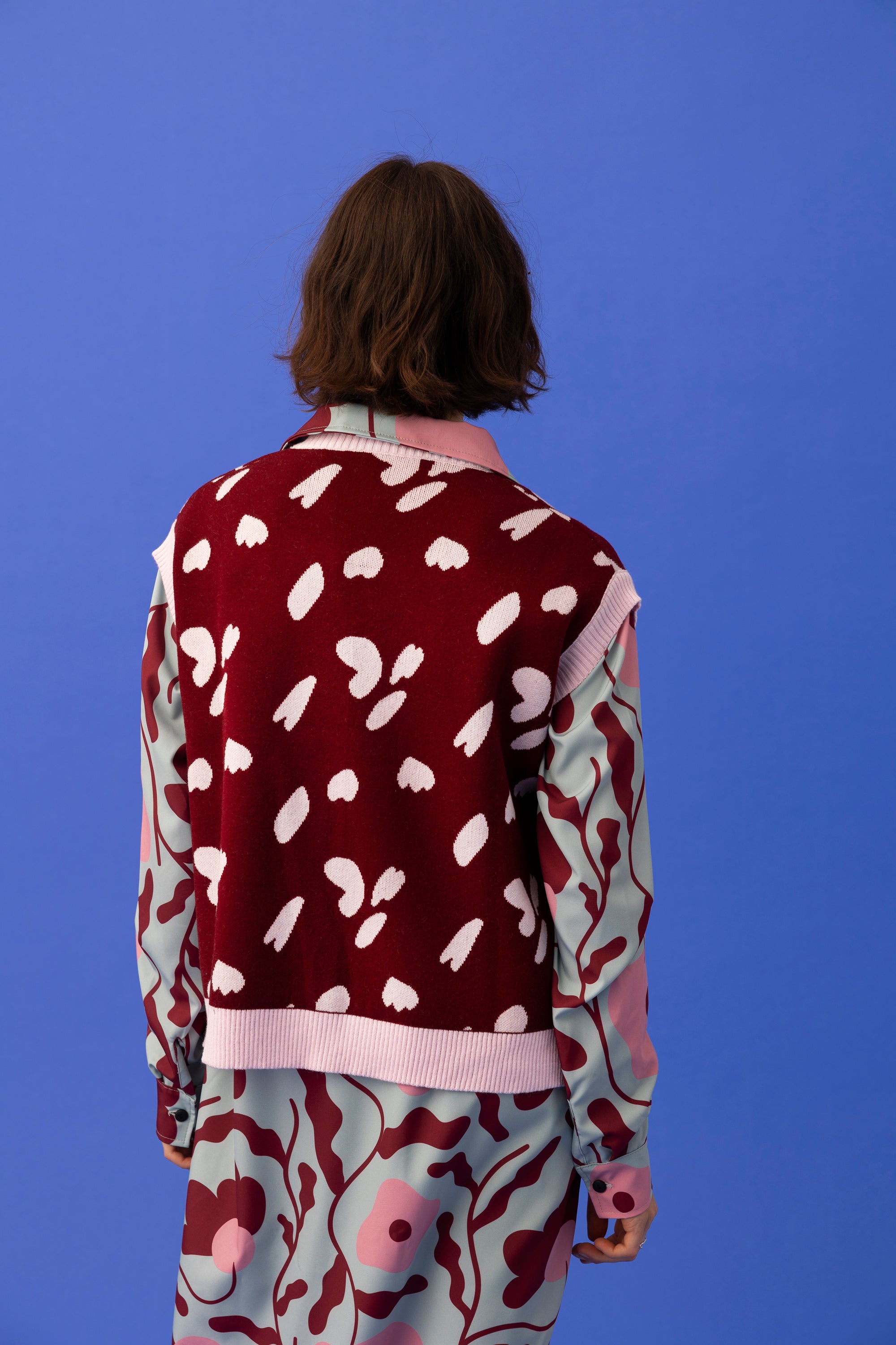 SNOWDROP KNITTED VEST- DALMATIAN COLOURS