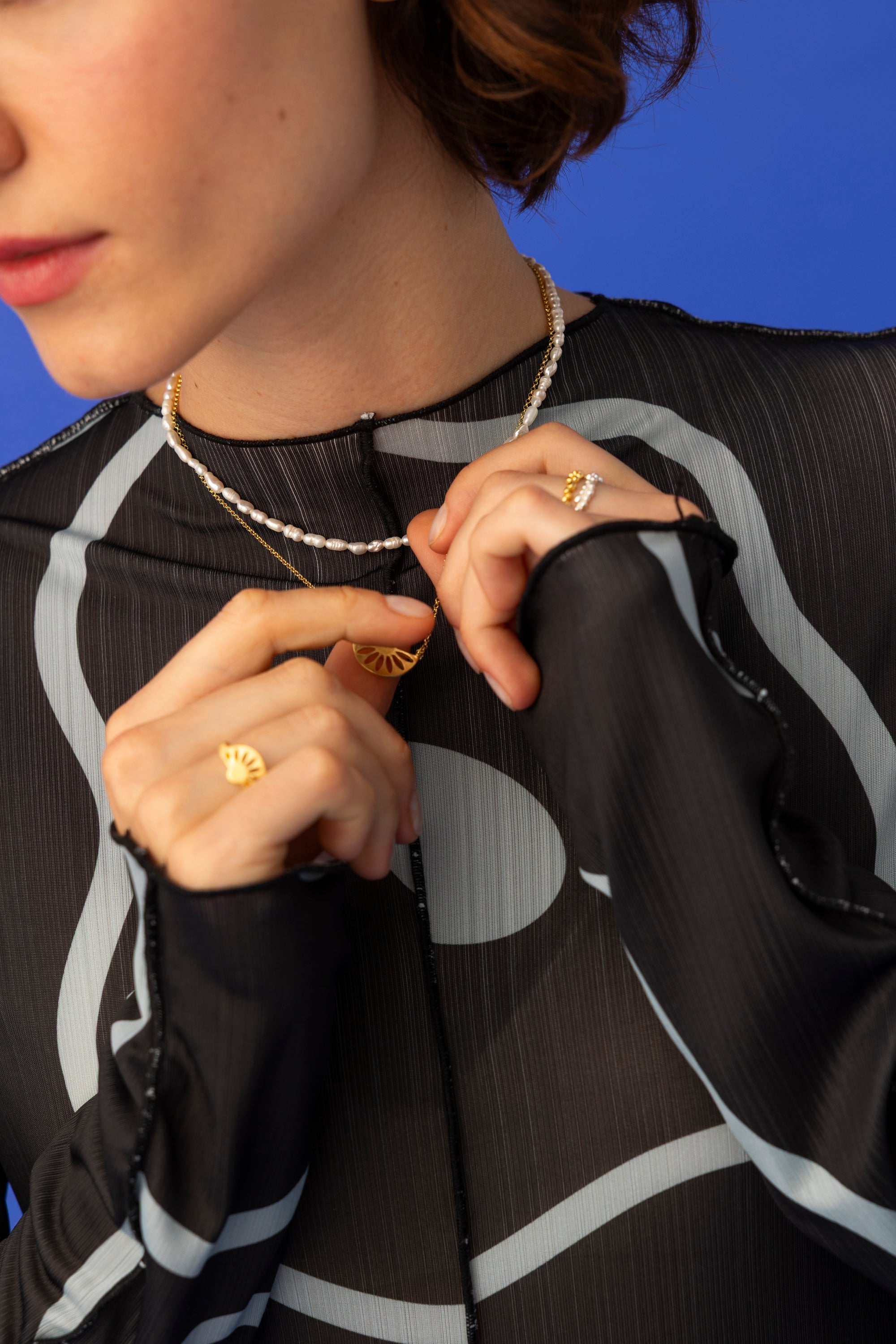 XOUTOUS NECKLACE- PEARL