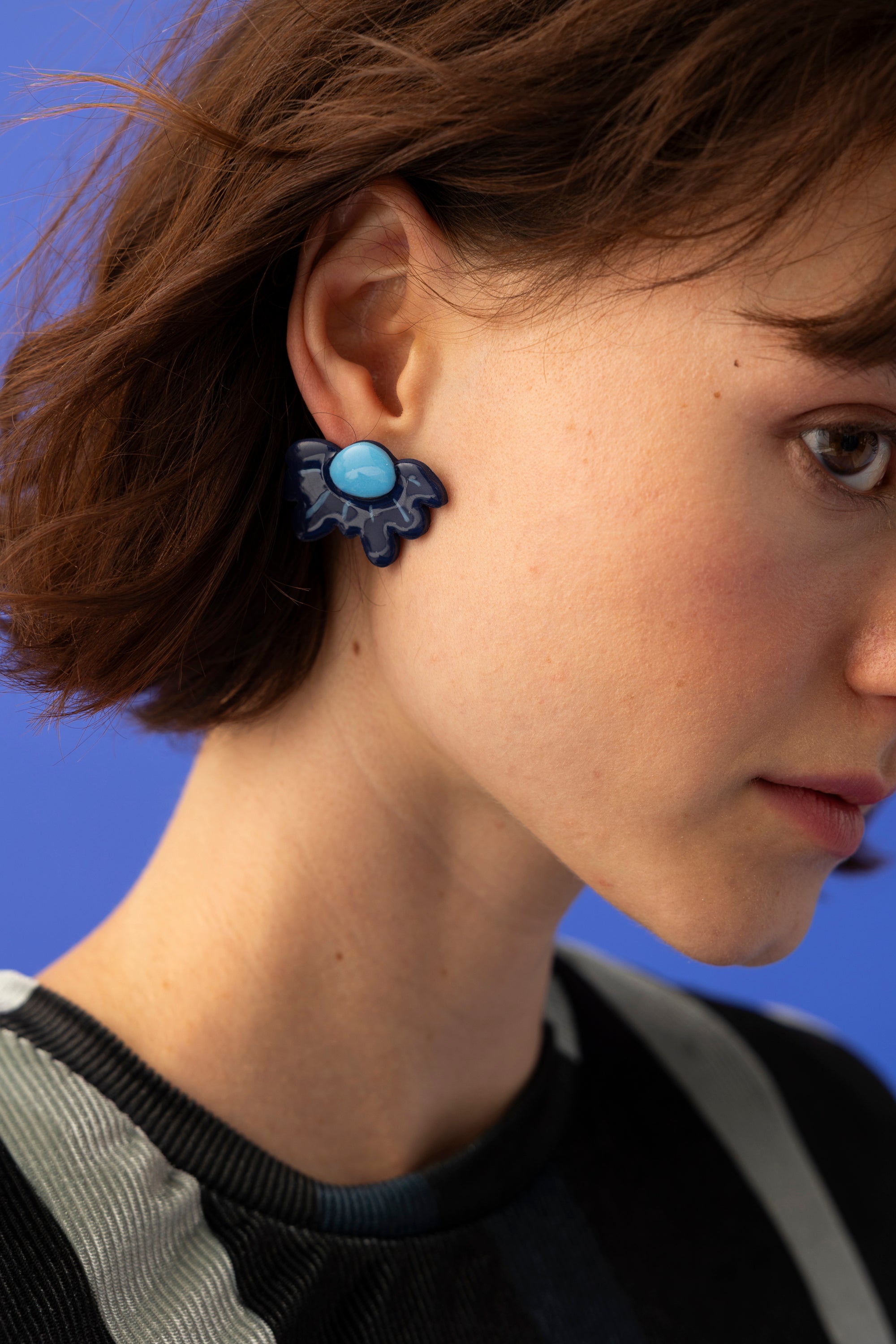 DIESBLON X ADELIE PENGU PET PLANTS EARRINGS