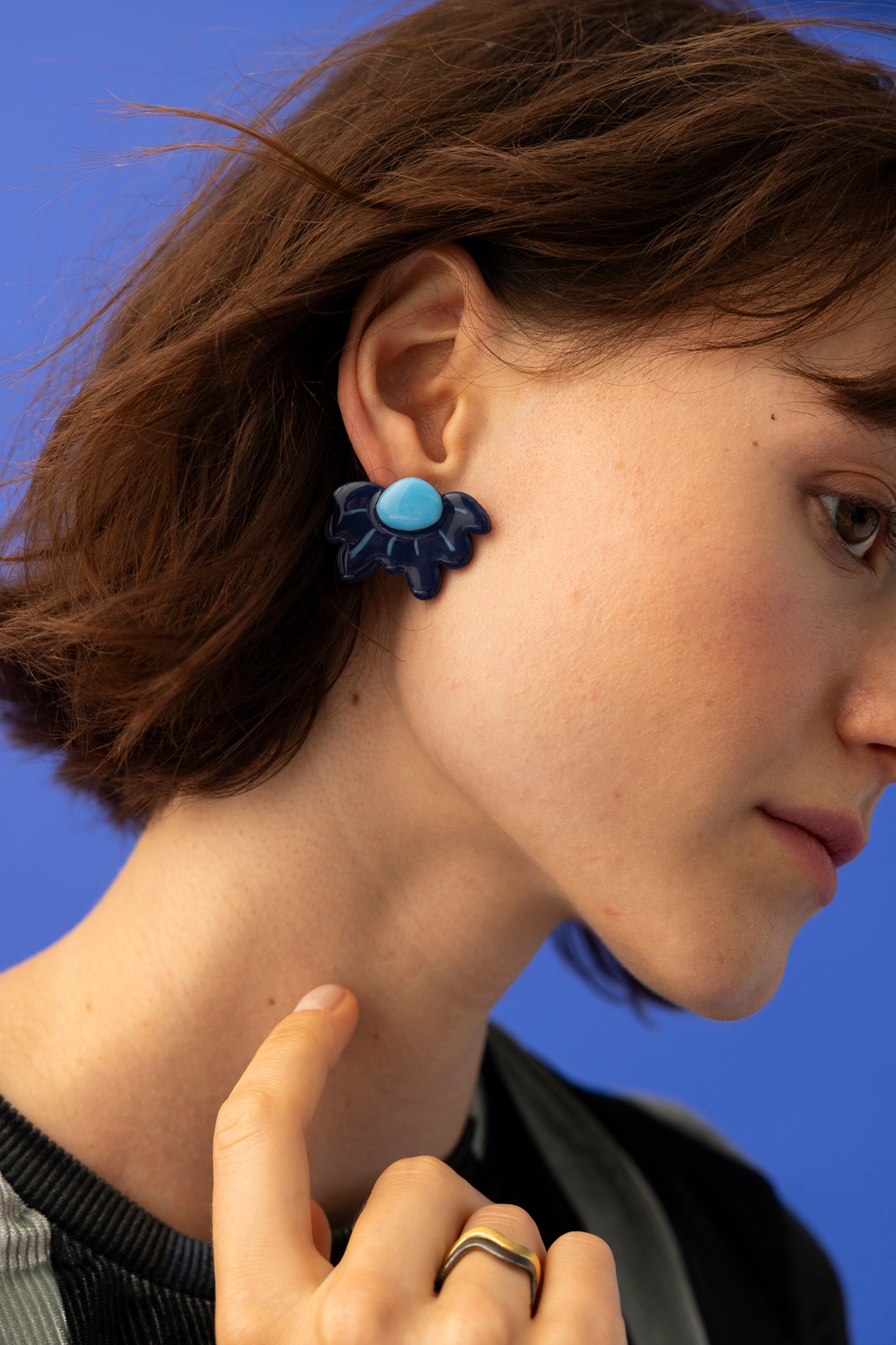 DIESBLON X ADELIE PENGU PET PLANTS EARRINGS