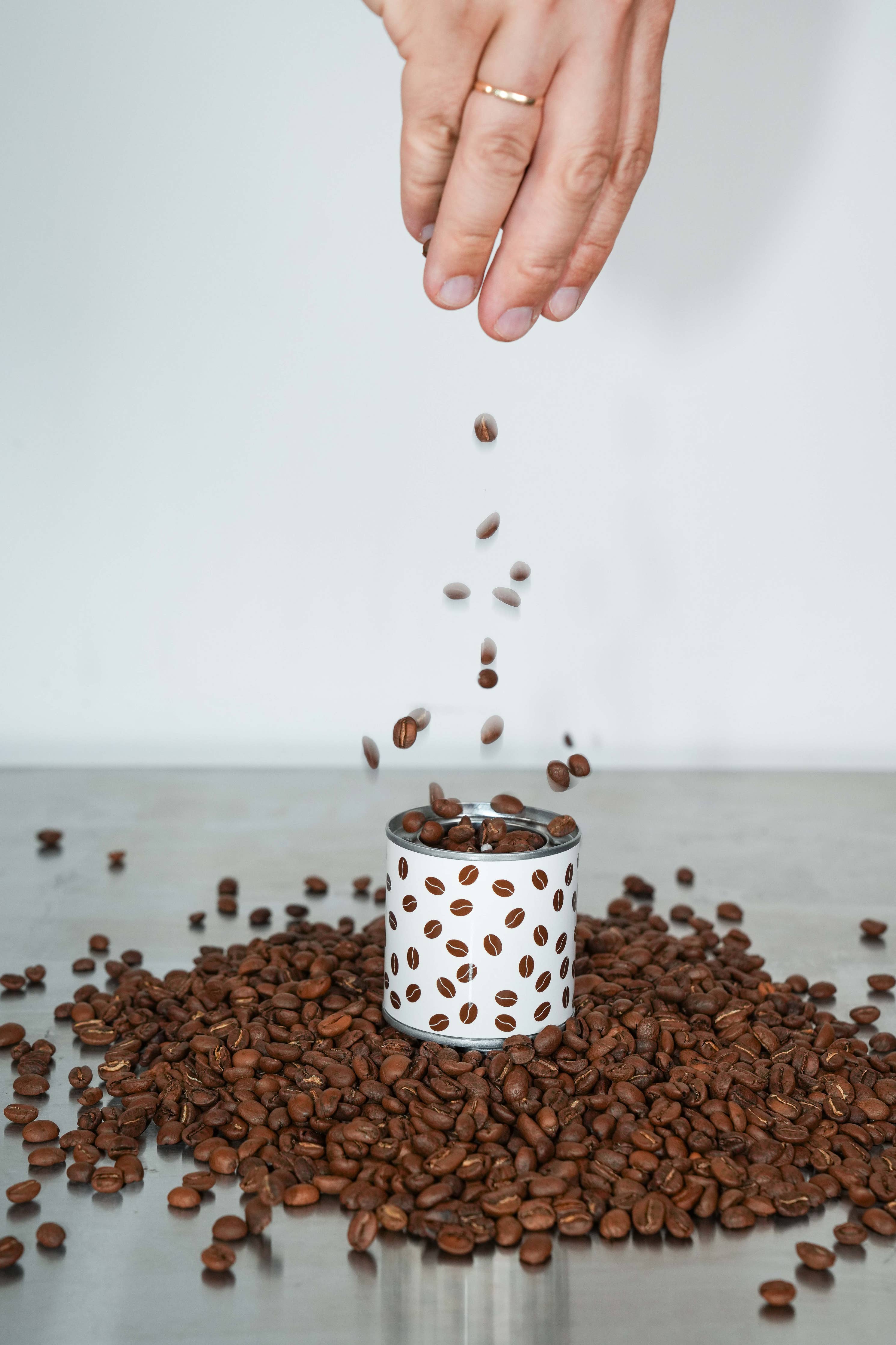 TO:FROM SOY CANDLES- COFFEE (roasted coffee)