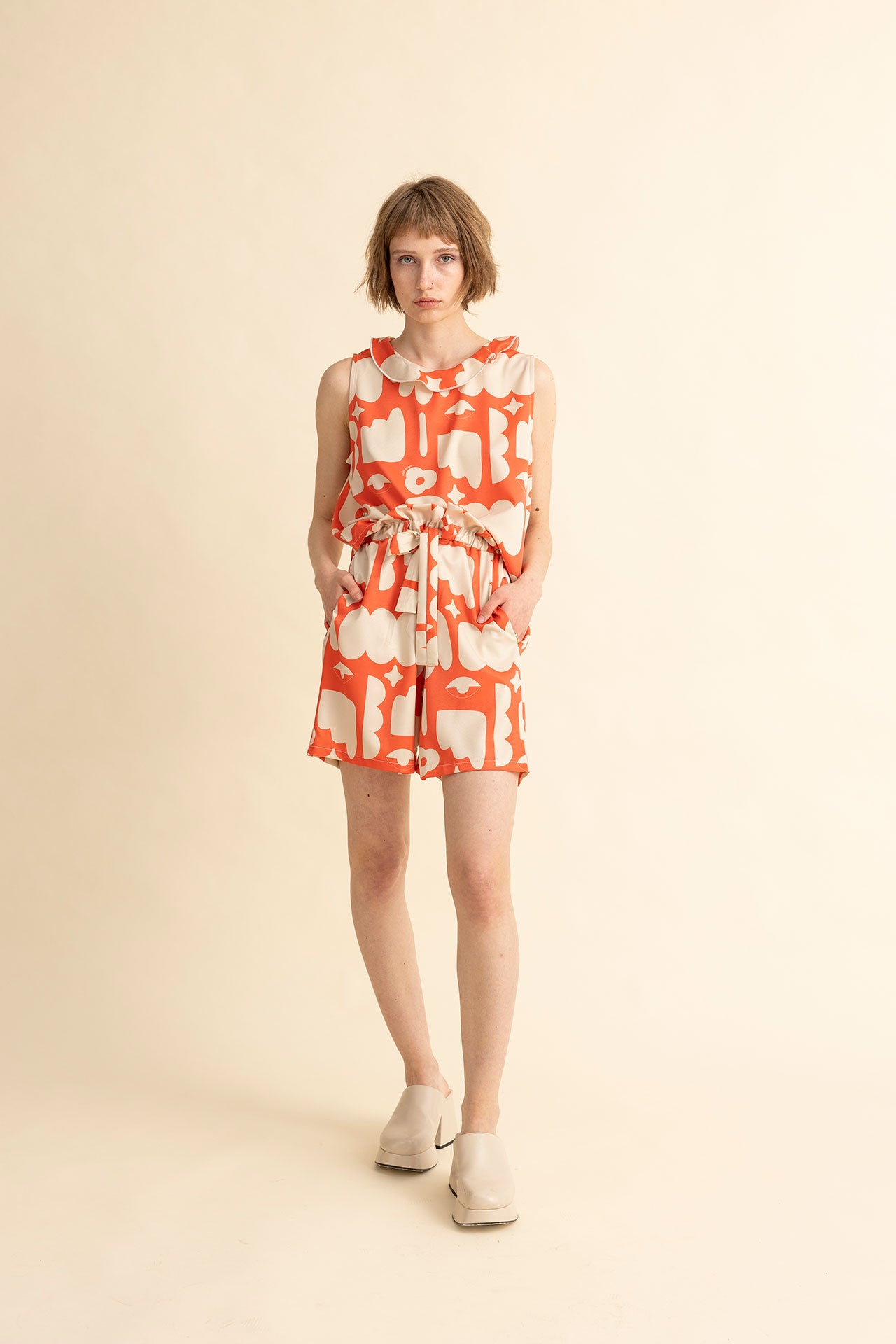 TOP BELLA- ABSTRACT III CORAL