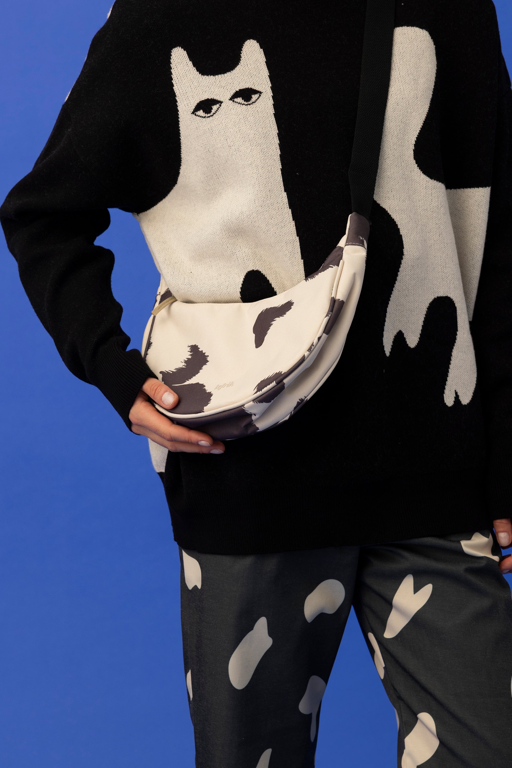 CAT SWEATER- BLACK & ECRU