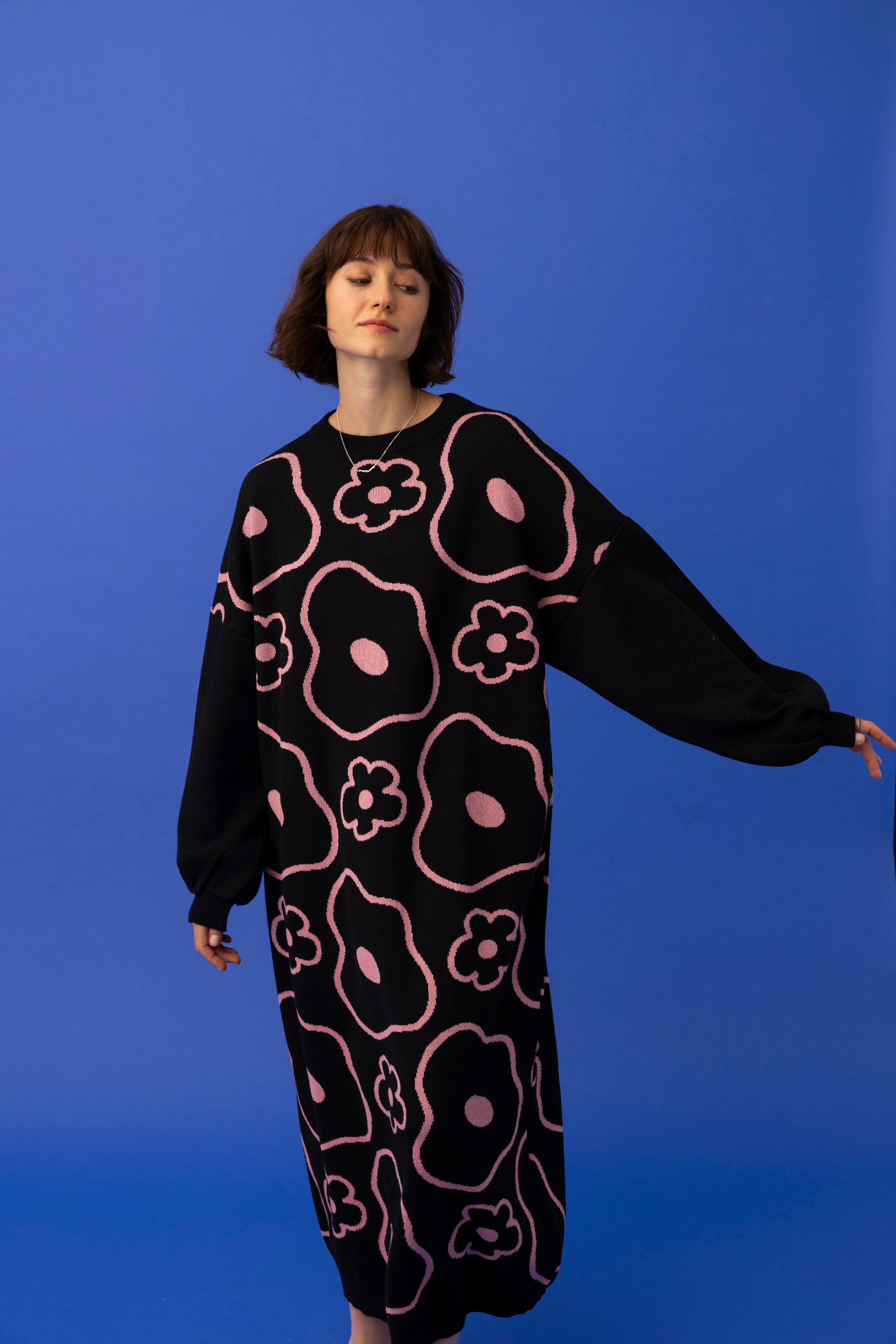 ELLE KNITTED DRESS- MINIMAL FLORAL COLOURS