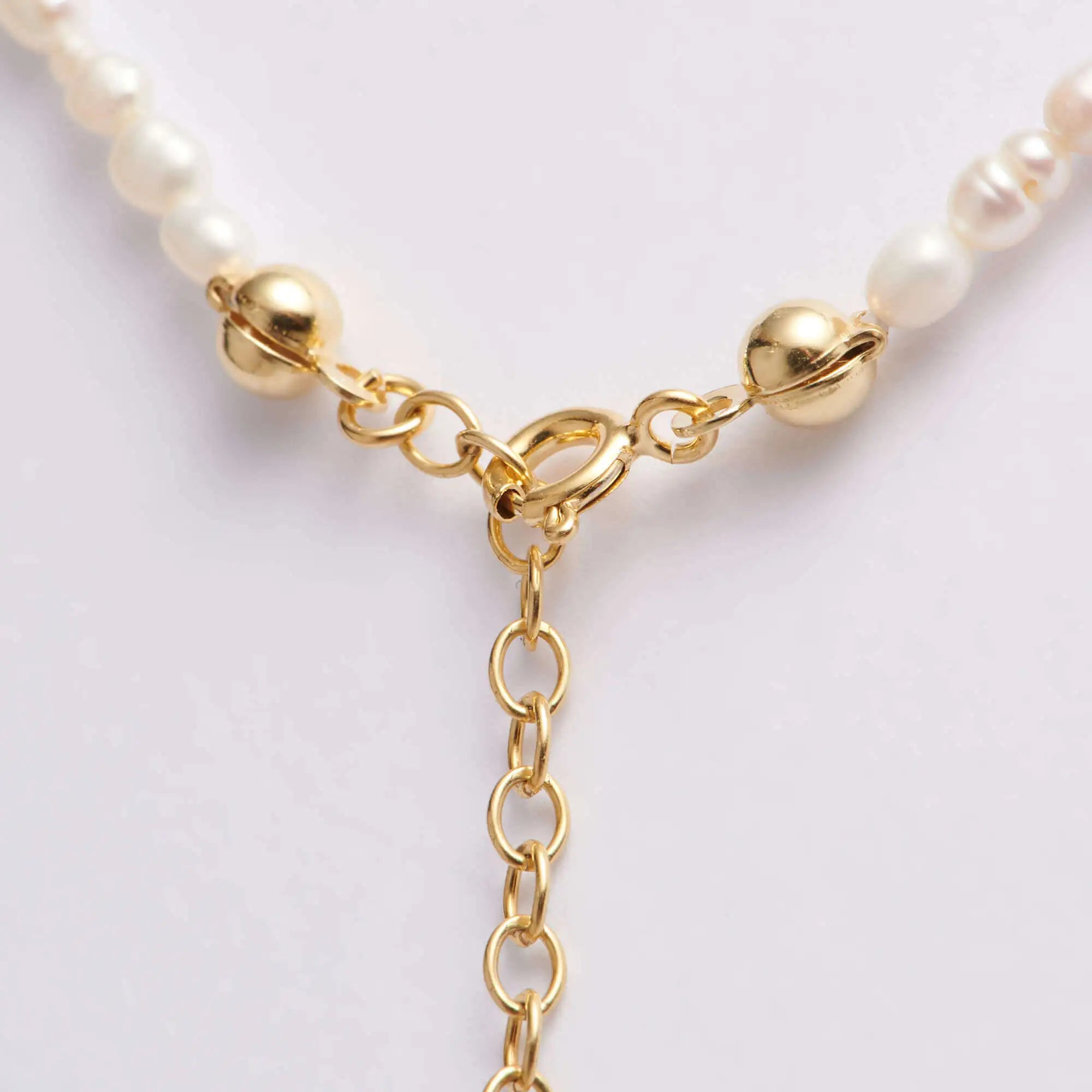 XOUTOUS NECKLACE- PEARL