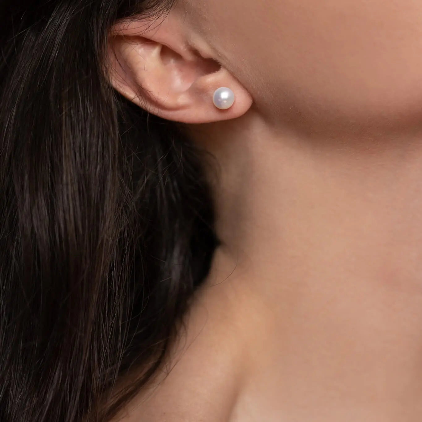 XOUTOUS EARRINGS- PEARL STUDS