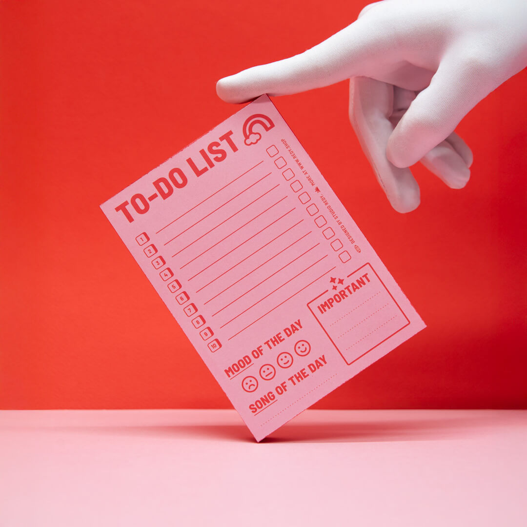 REDY TO DO LISTS- PLAYGROUND RED PINK