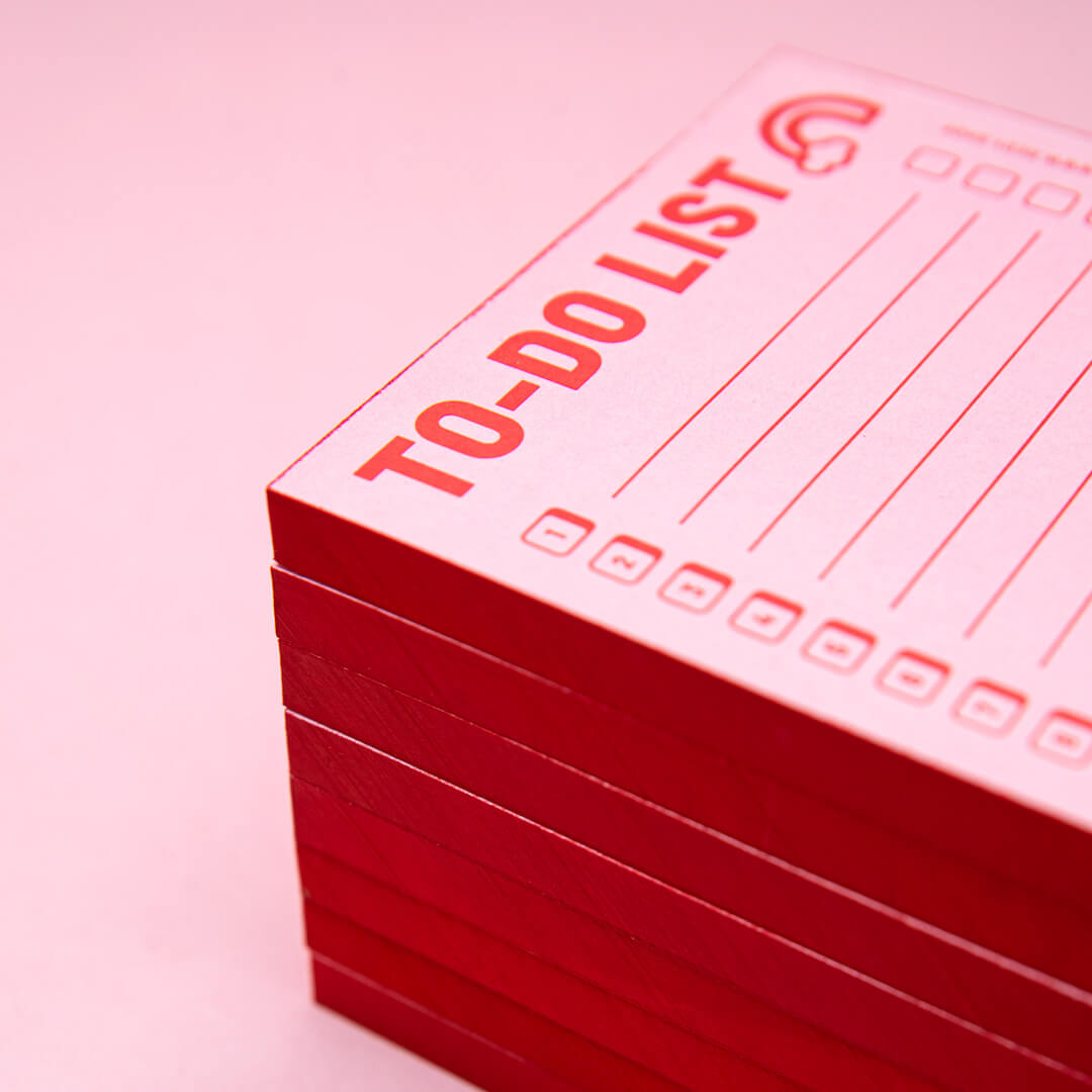 REDY TO DO LISTS- PLAYGROUND RED PINK