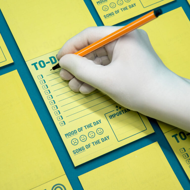 REDY TO DO LISTS- PLAYGROUND LIME YELLOW