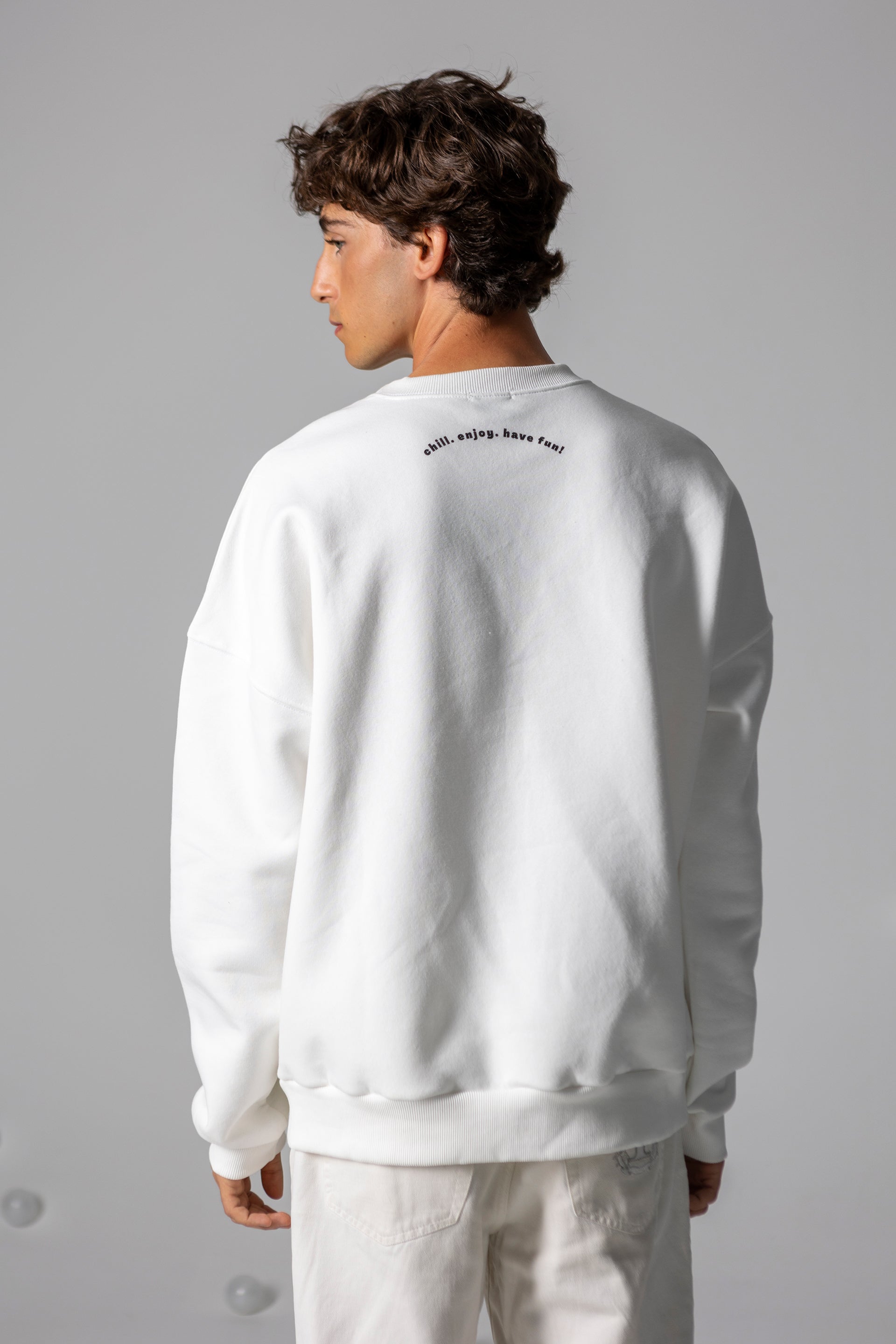 UNISEX SWEATSHIRT MICKEY- CHILL.ENJOY.HAVE FUN!