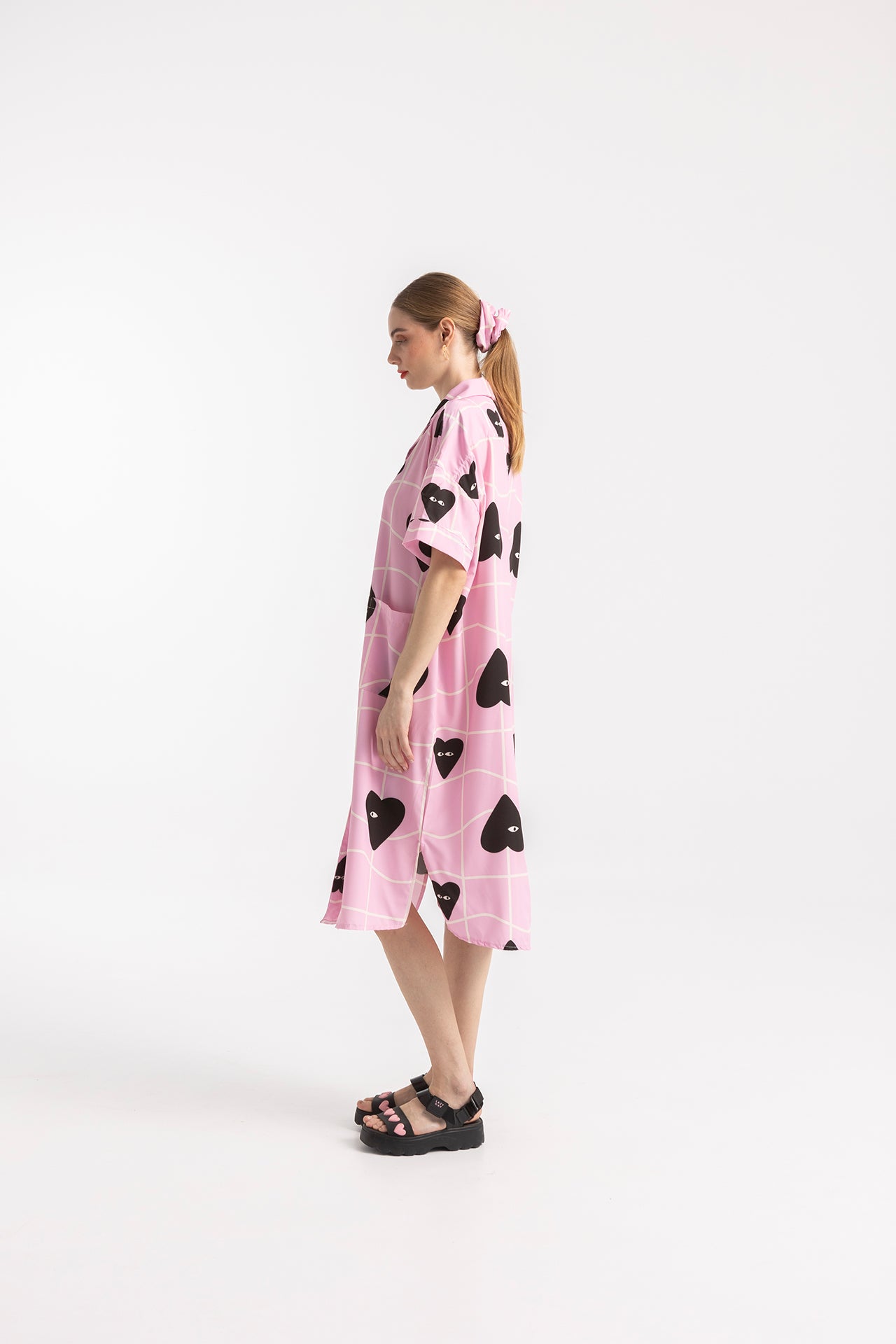 DRESS PRIVATE WITH REVERE COLLAR- GRID HEARTS