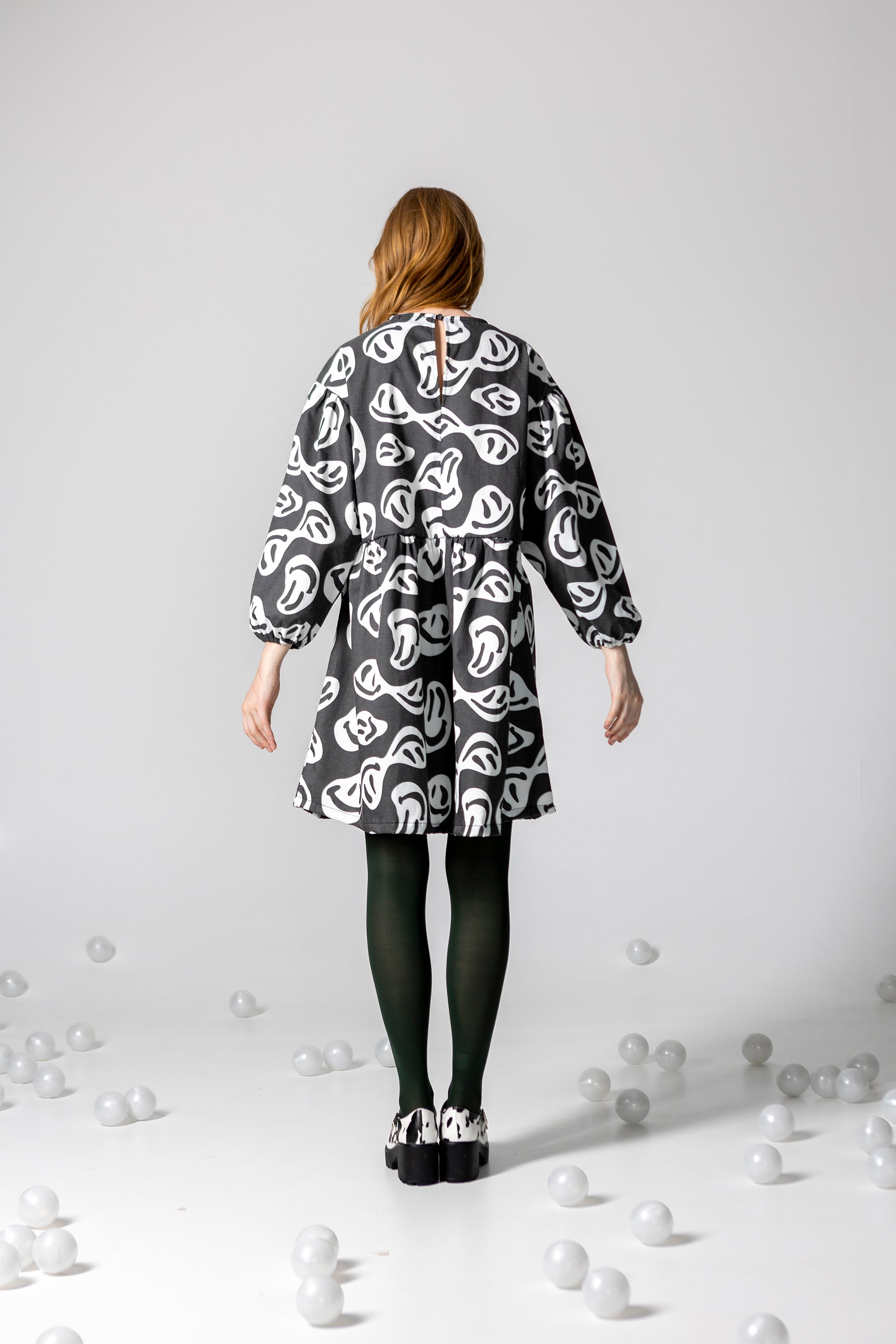 DRESS DAHLIA- JUST SMILE BLACK AND WHITE