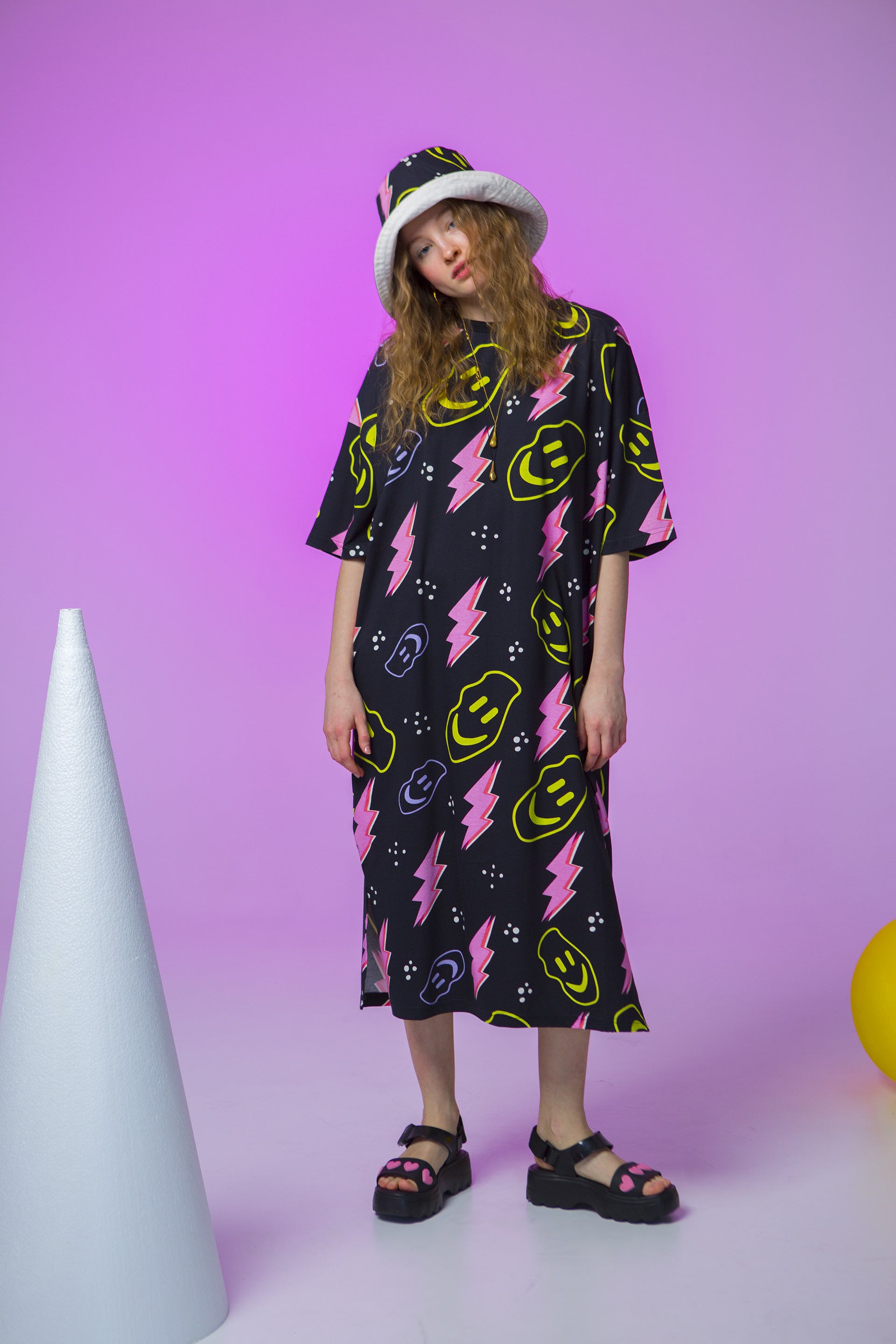 DRESS PINGO OVERSIZED- THUNDER SMILIES BLACK